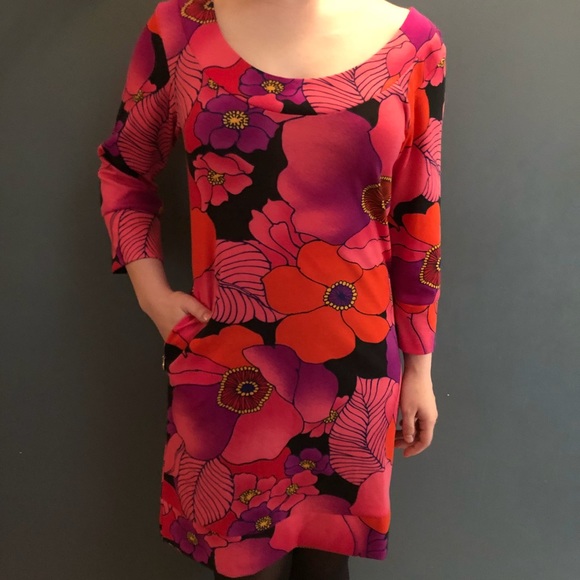 Tracy Negoshian Dresses & Skirts - Bold Floral Dress